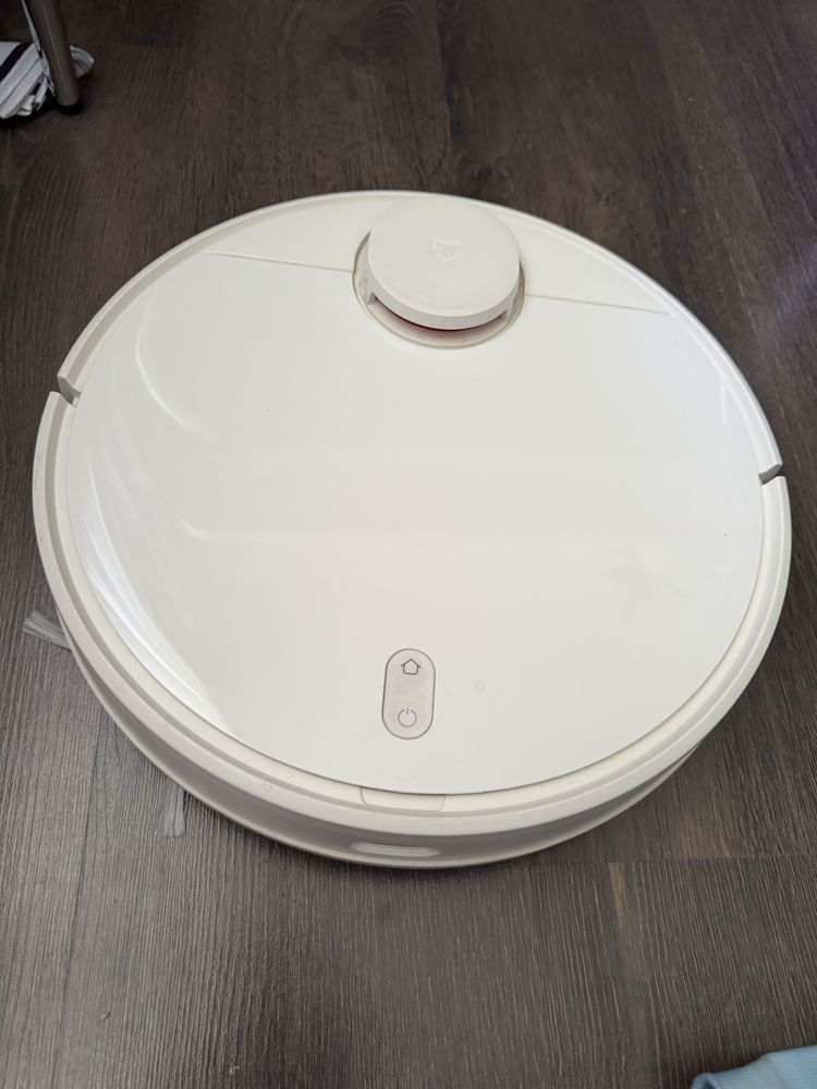 Продам робот-пылесос Xiaomi Mi Mop P