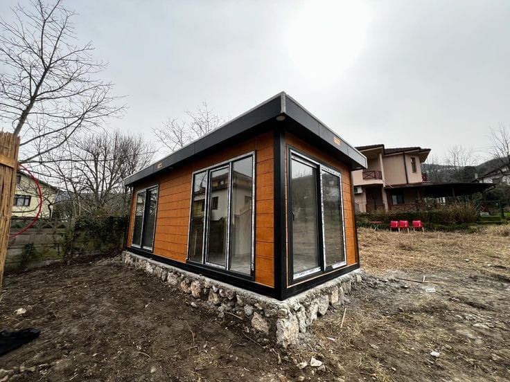 Vand container modular tip casa de locuit. Mai avem de vânzare și alte