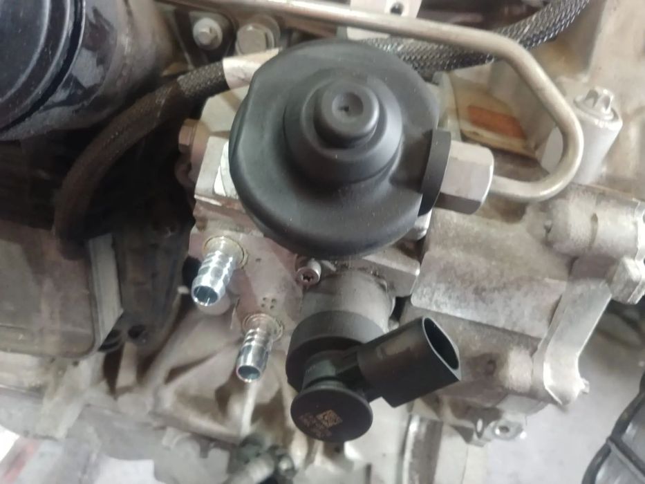 pompa inalta n47c16a 1.6 d-4d  toyota verso r2 bmw seria 1 f20 0445010540