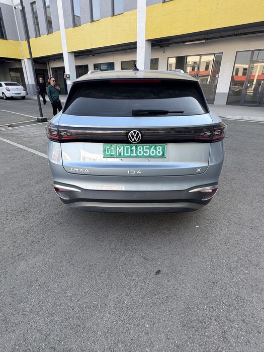 Volkswagen ID4 crozz pro (eng full pozitsiyasi)