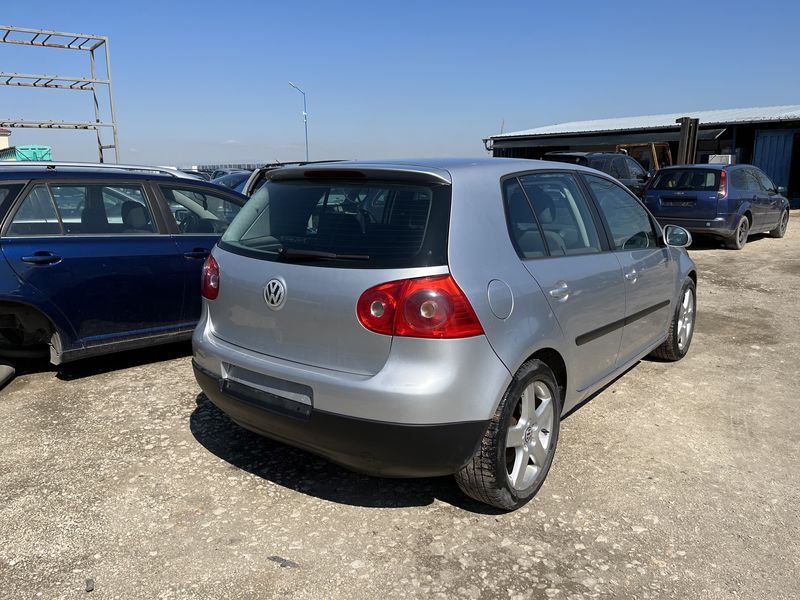Volkswagen Golf 5 2.0TDI 140кс на части
