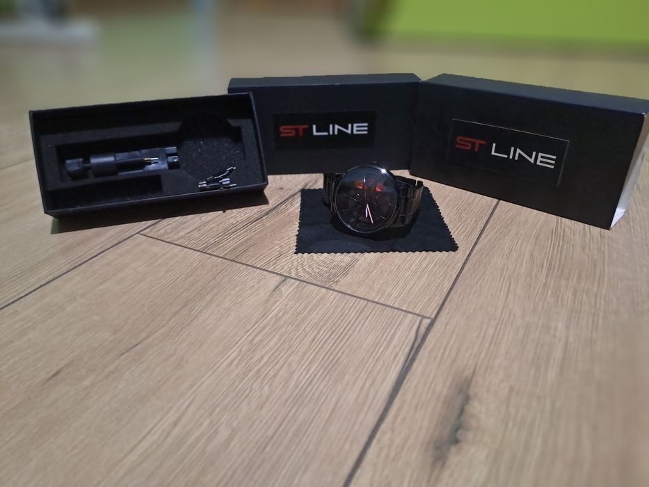 Часовник St line BMW