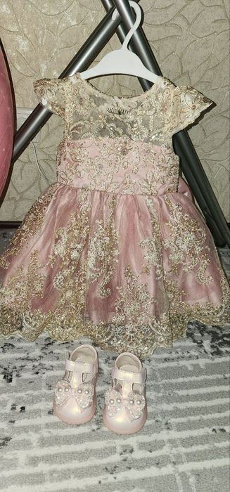 Продам платье детское