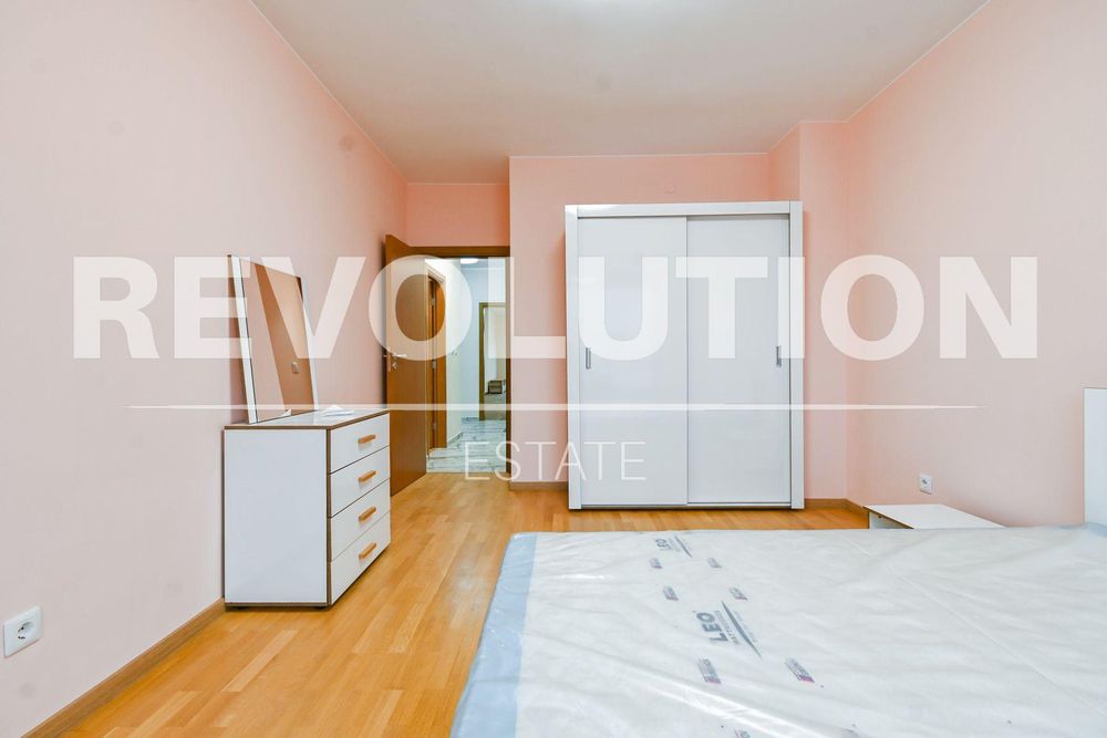 Дава се под наем Тристаен апартамент в София, Витоша - 125 кв.м за 847.62 € - Снимка #5