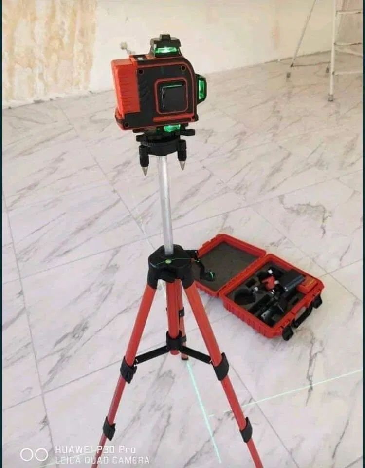 Акумулаторен Лазерен Нивелир Hilti Хилти 3D , 4D
