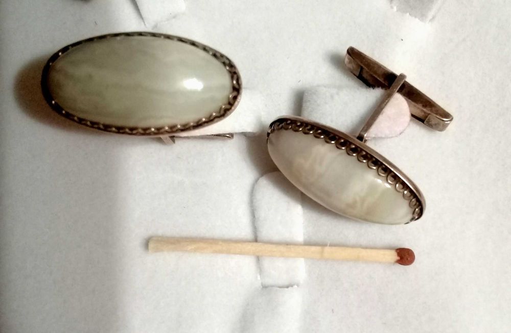 Запонки серебро 875, позолота, камень оникс