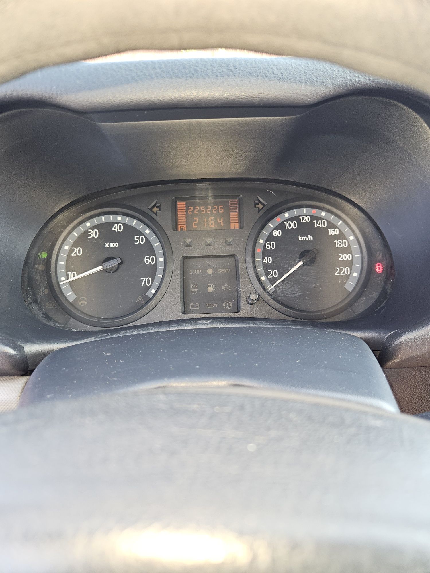 Vând Renault Clio