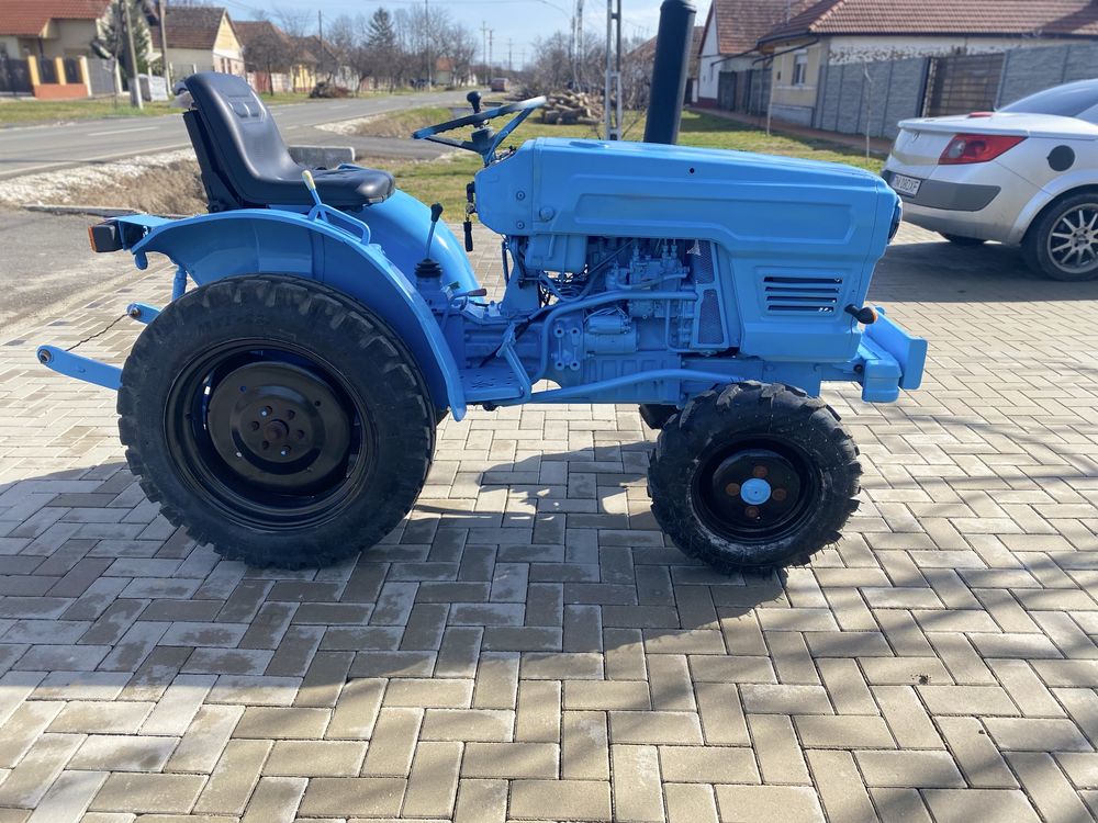 Hinomoto e150d 4x4