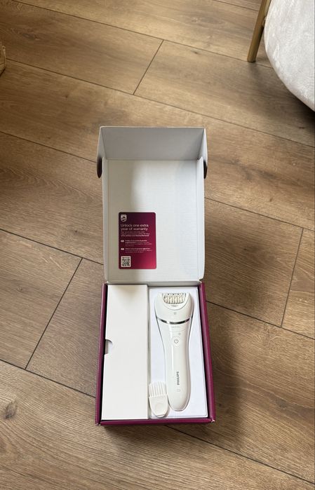 Епилатор Philips 8000 за сухо и мокро епилиране