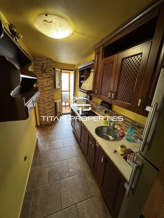 Дава се под наем Мезонет в Бургас, Център - 93 кв.м за 581.4 € - Снимка #2