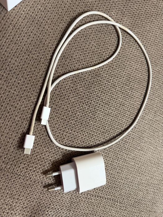 iPhone 15 128gb 90% battery Pink