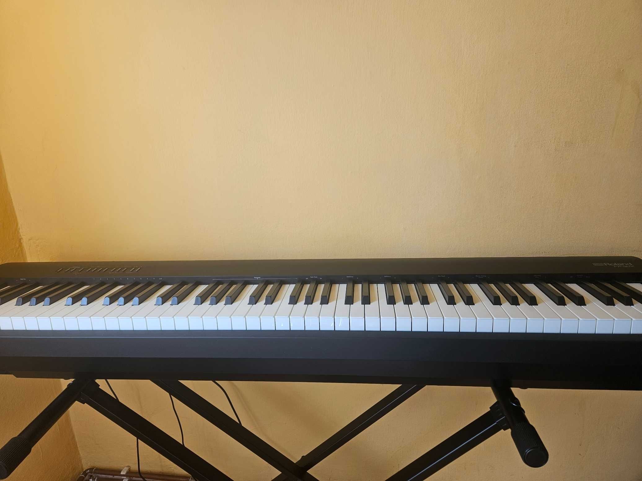 Pian Digital Roland FP‑30X impecabil,include pedala de calitate
