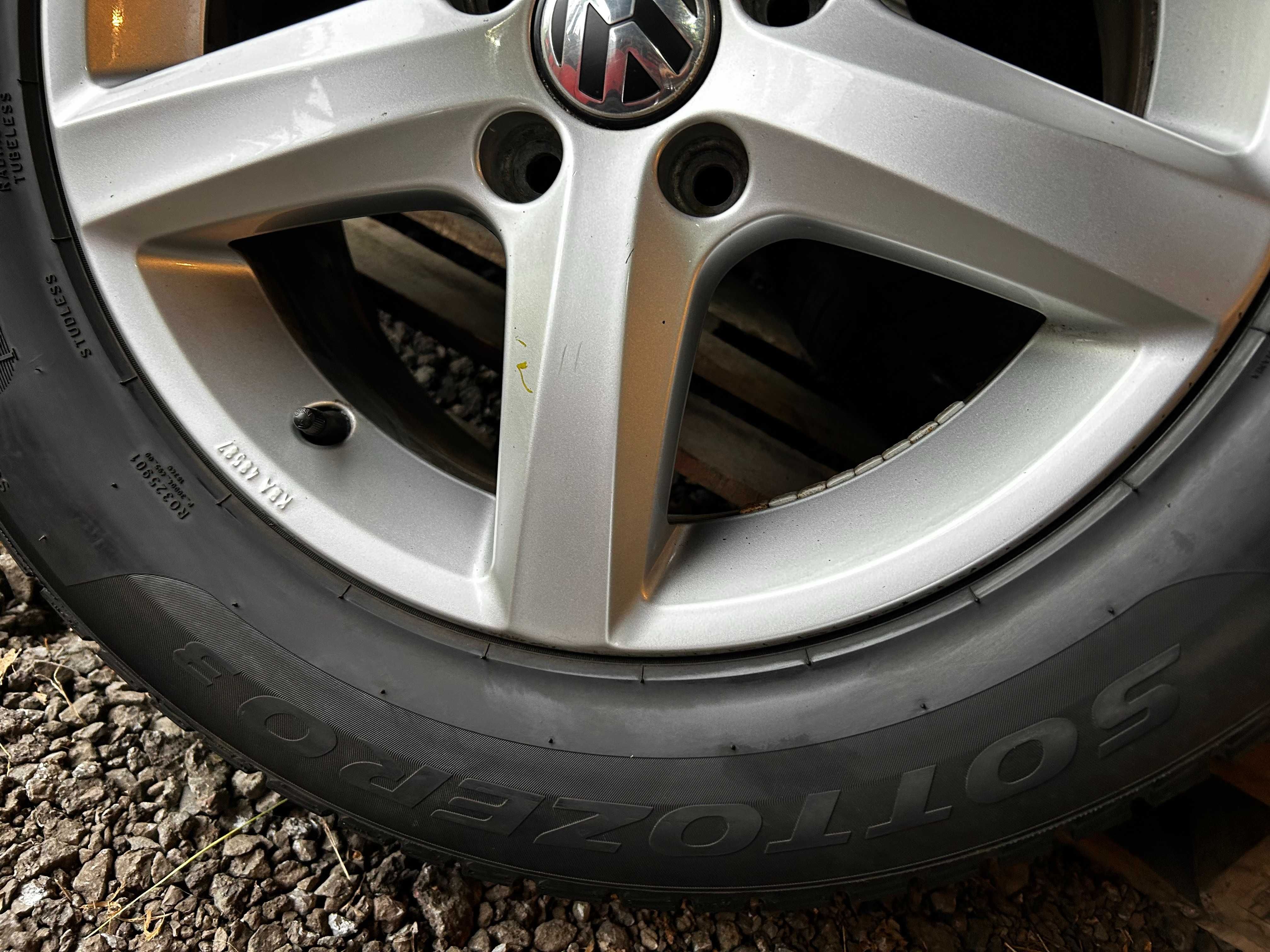 VW 5х112 зимни гуми с джанти Pirelli Sottozero 3 – 215/60 R16