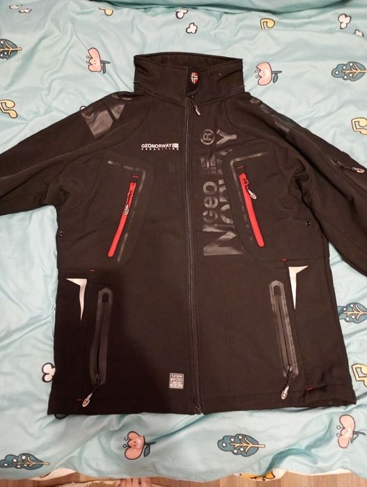 Vând geaca Norway XL