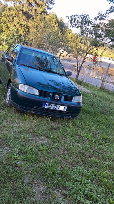 Vând Seat Cordoba