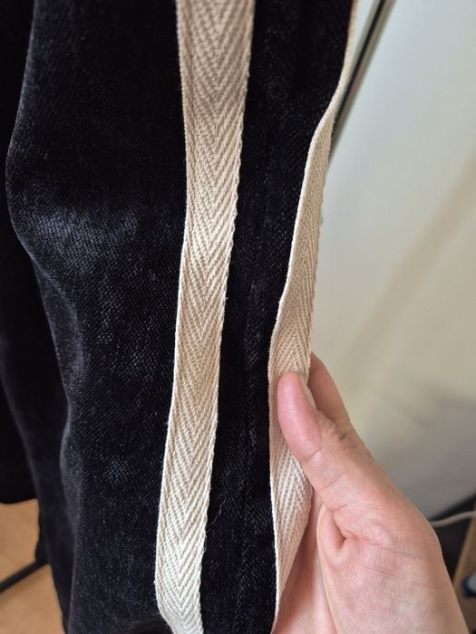 Pantaloni catifea raiata de dama