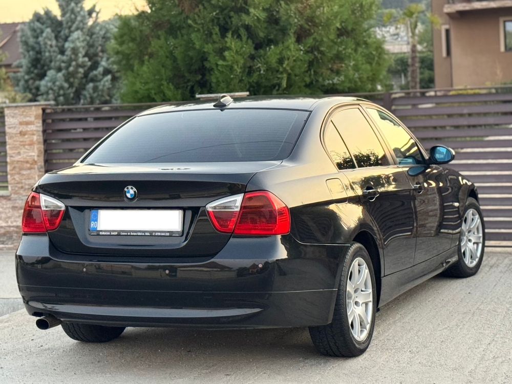 BMW E90 320D 163 Cp Automat / Distributie in Fața 2008