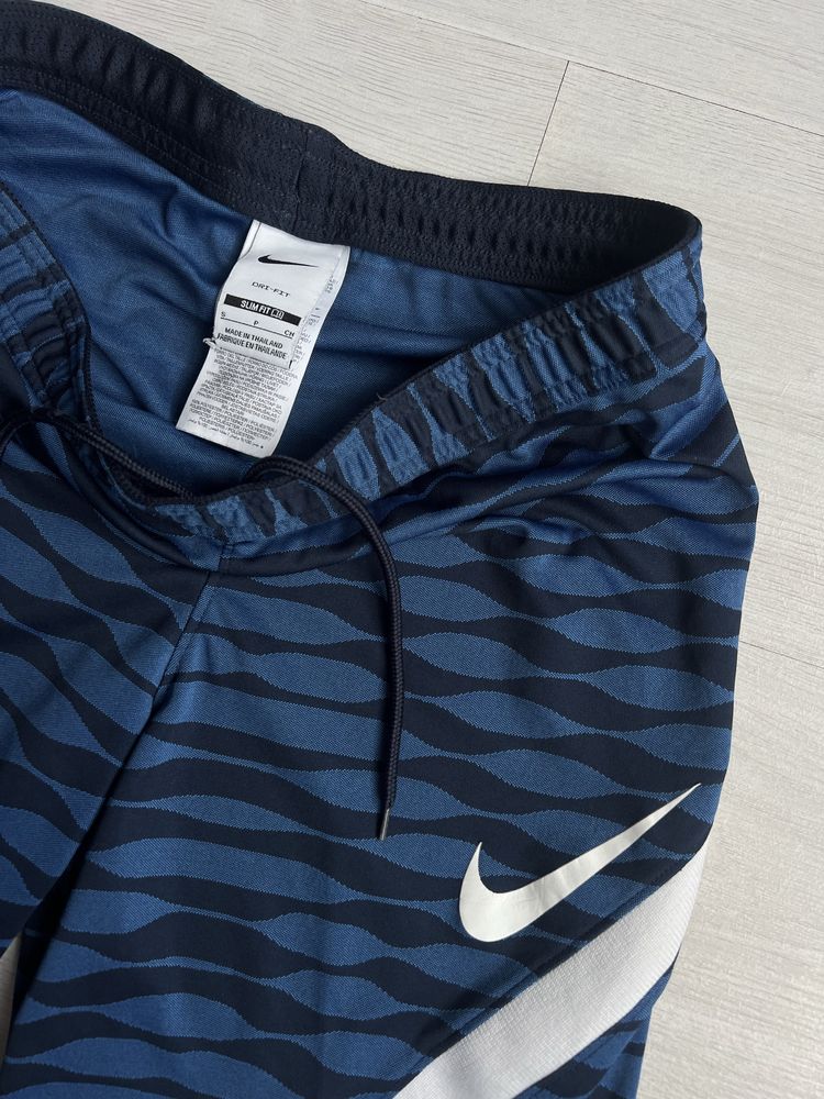 Nike  4 бр. Мъжки  Панталонки / S,S/М / Оригинал