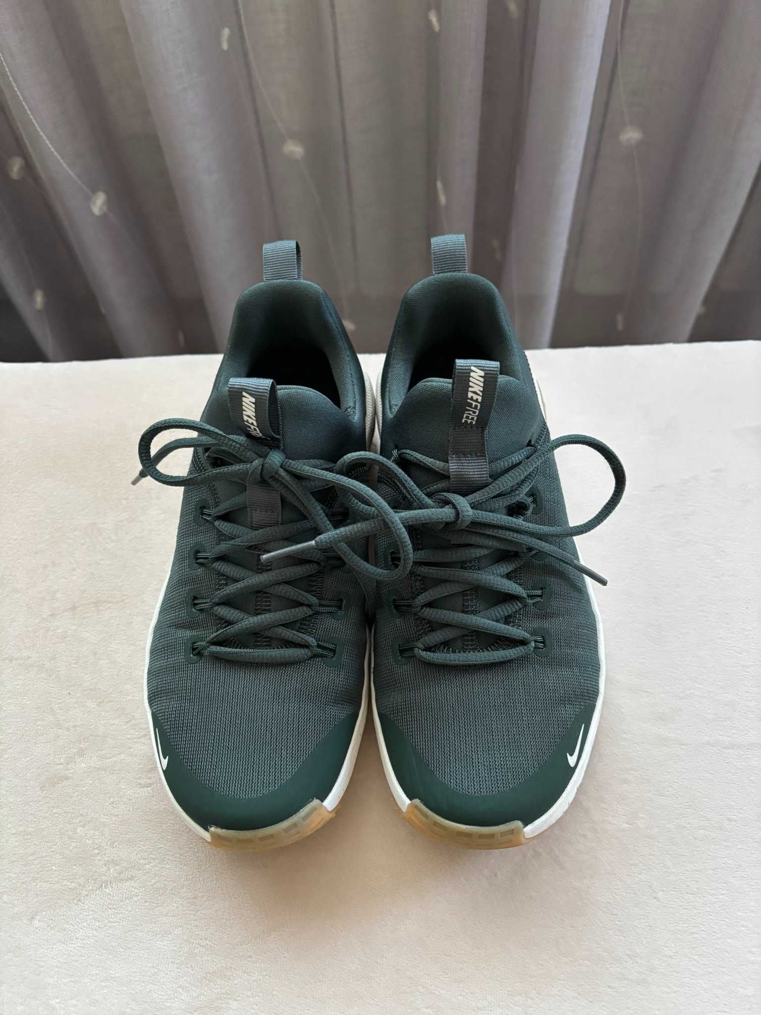 Nike Обувки W FREE METCON 6  Зелен