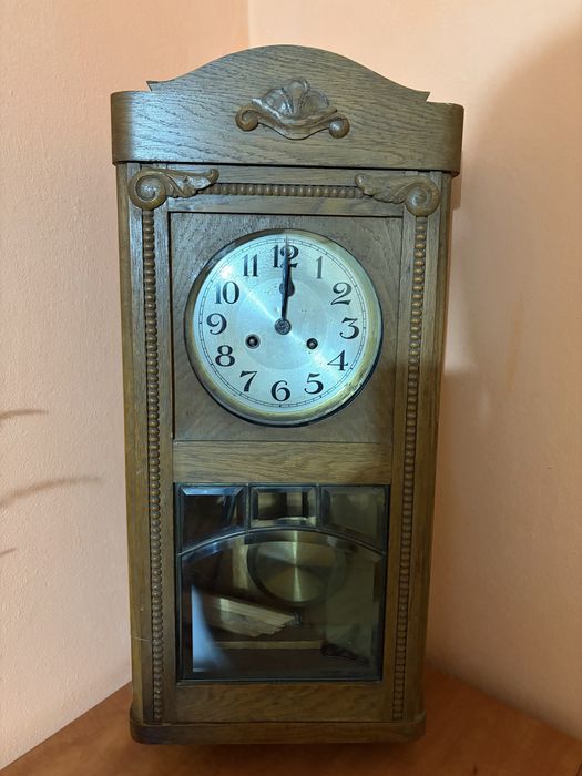 Ceas cu pendul Gustav Becker