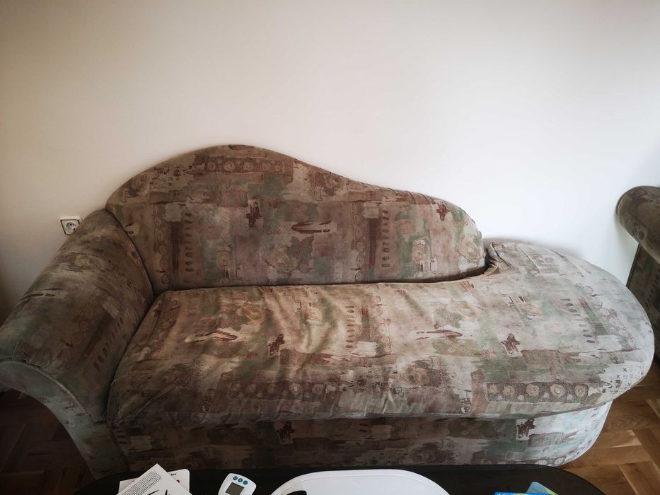 Продавам диван и софа