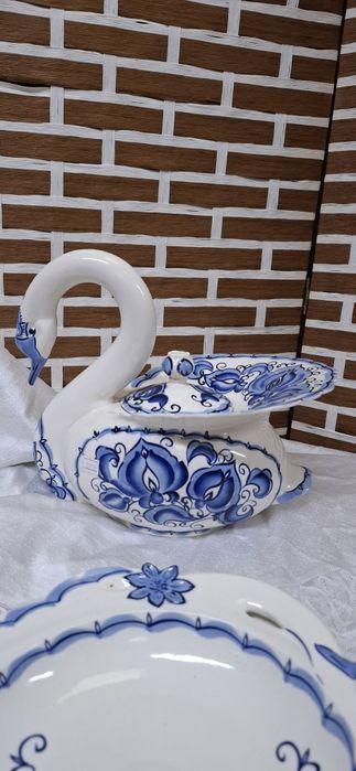 Предметы с росписью Гжель!!