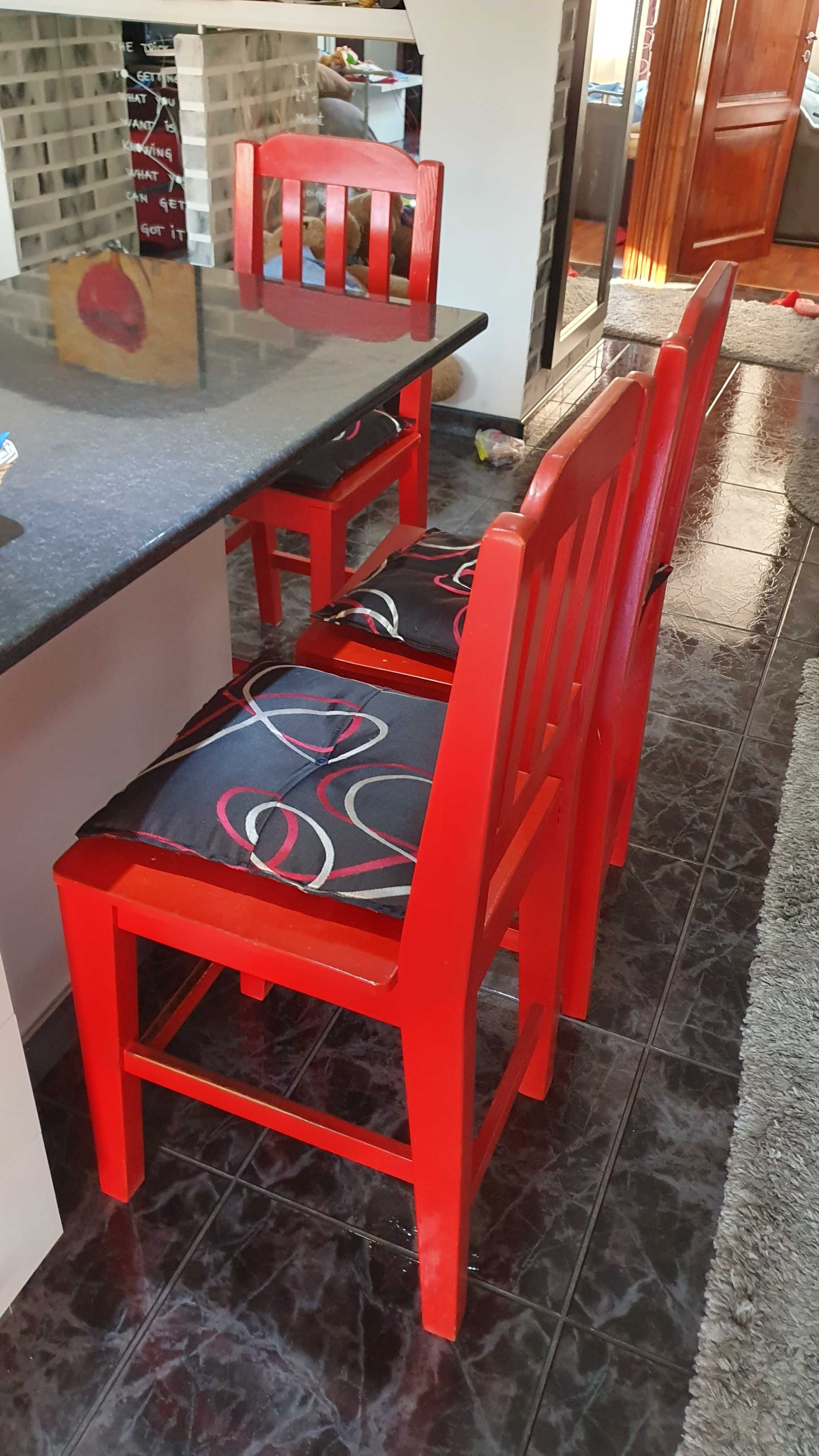 Set de trei scaune