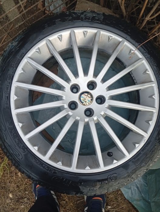 Vând jante Alfa Romeo