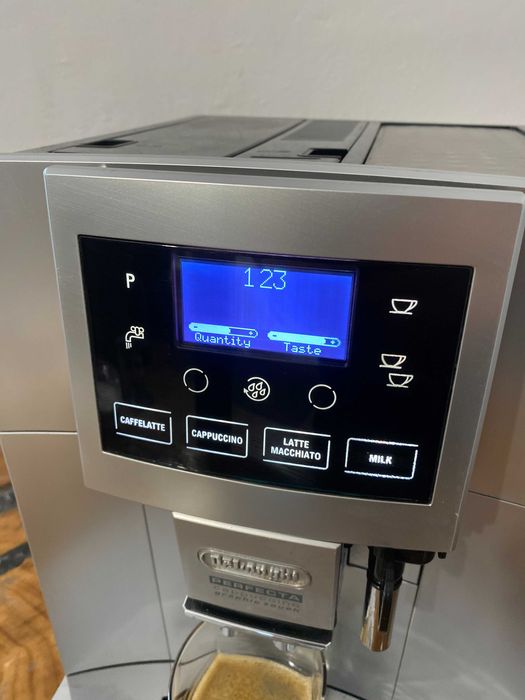 expresor / espressor cafea delonghi perfecta touch