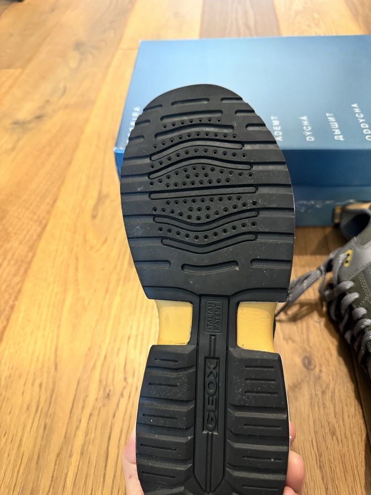 Adidasi Sneakers din piele Geox Amphibiox Waterproof