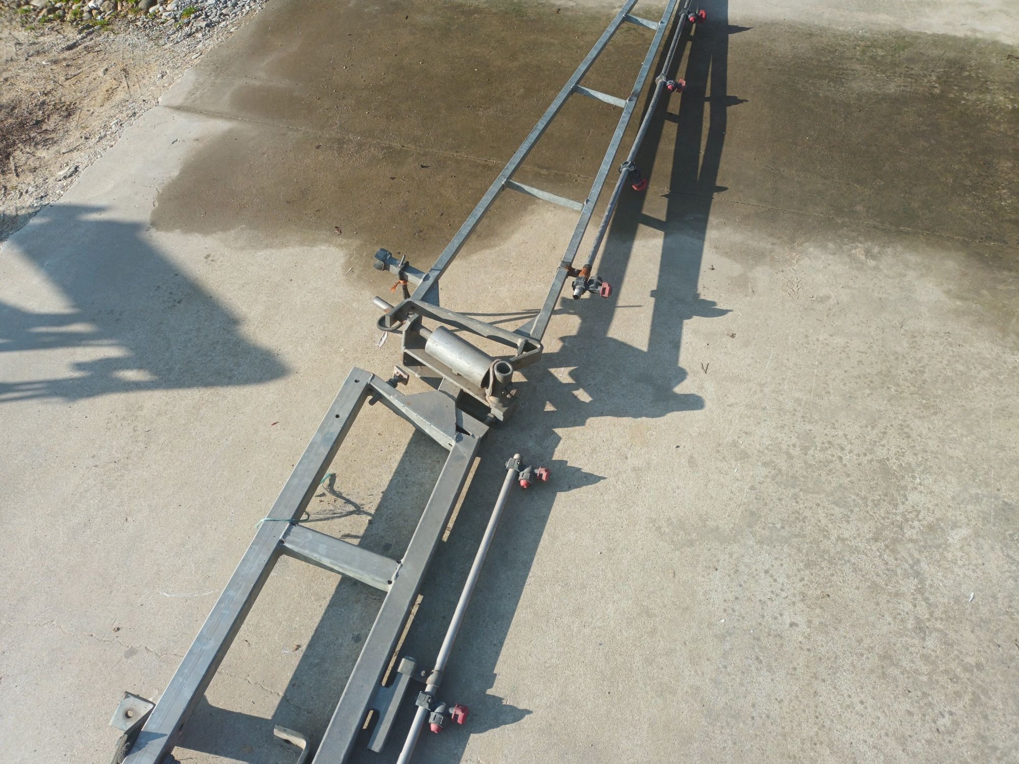 Rampa,brate,lance 12m iebicidat,tratat,stropit,udat plantele