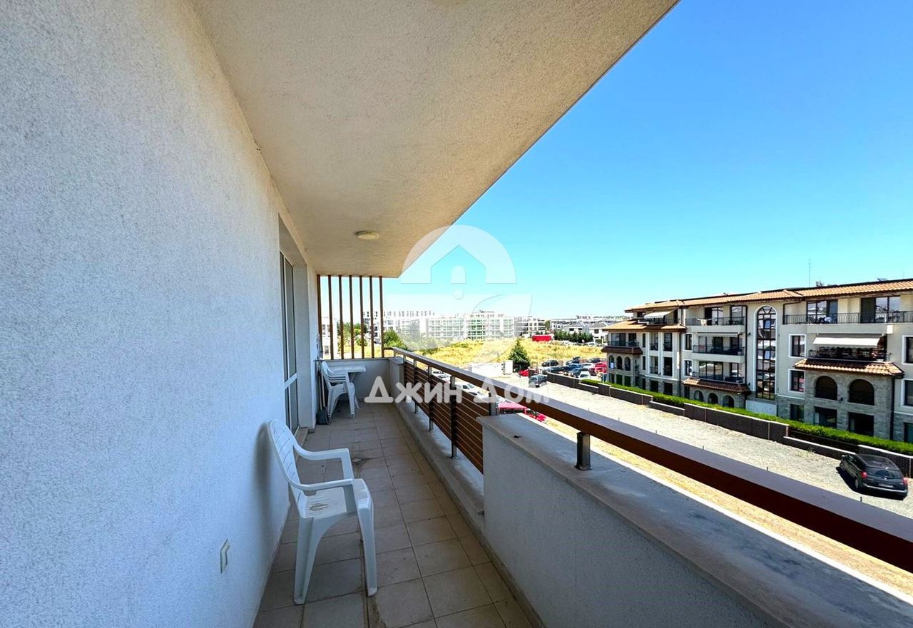 Продава се Тристаен апартамент в Бургас, Сарафово - 119 кв.м за 1841 €/кв.м - Снимка #12