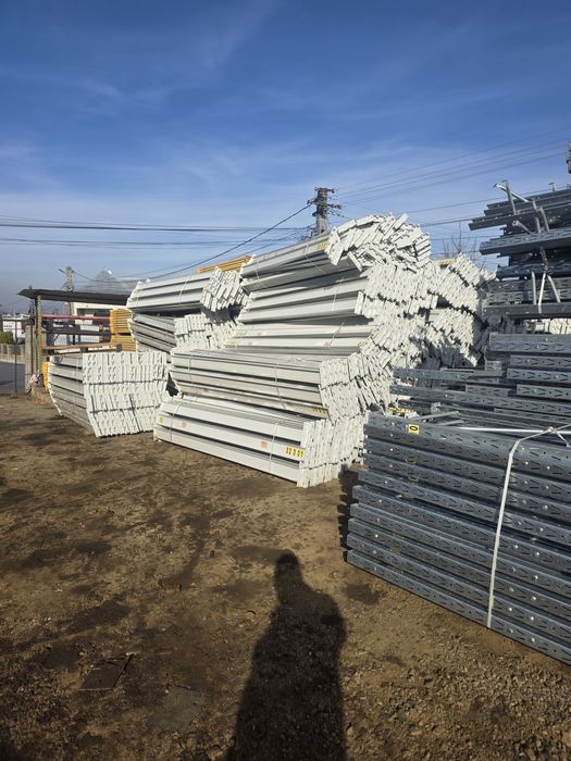 Rafturi metalice solide 76