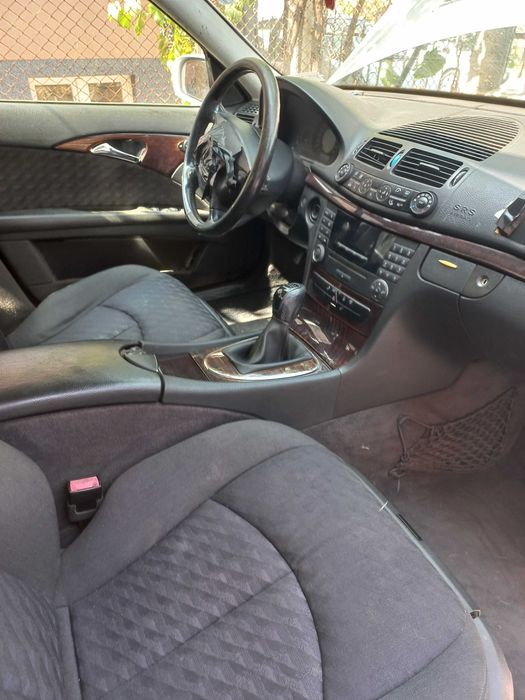Mercedes W211 2.2 cdi -на части