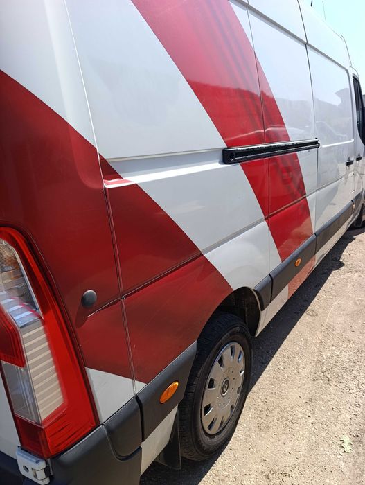 Vând Renault Master