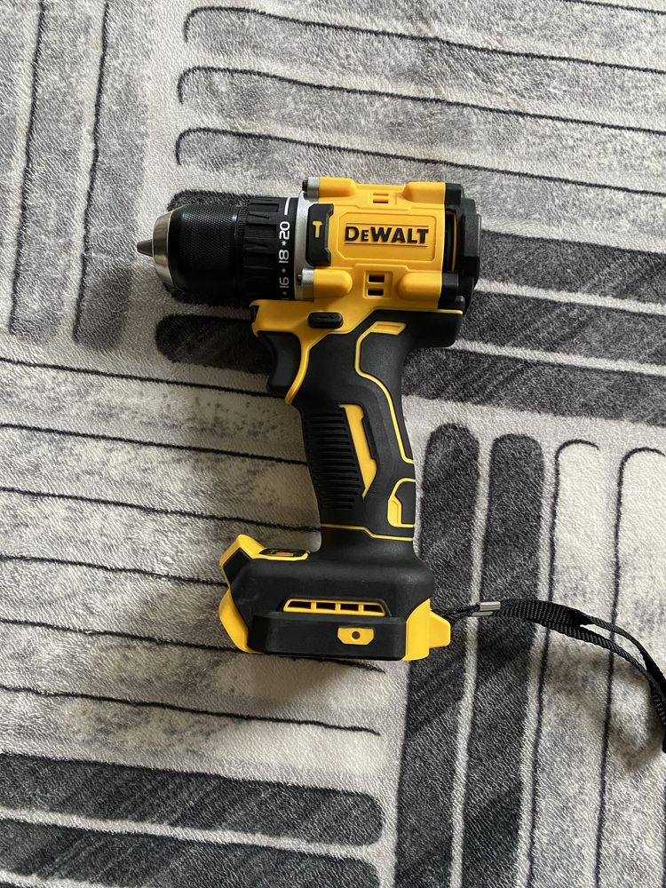 Bormasina dewalt dcd805 90nm cu percutie