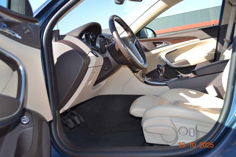 Opel Insignia 2.0 CDTI Sports Tourer ecoFLEX Design Edition