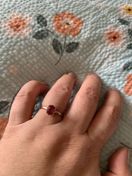 Продам золотое кольцо