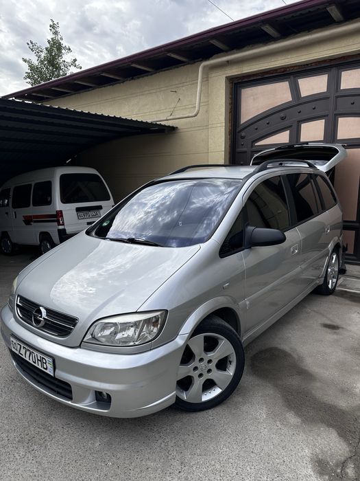 Opel Zafira 2003г