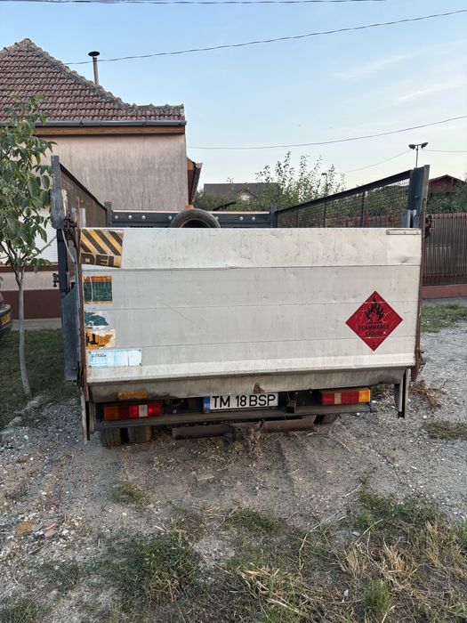 Vând camionetă ford transit