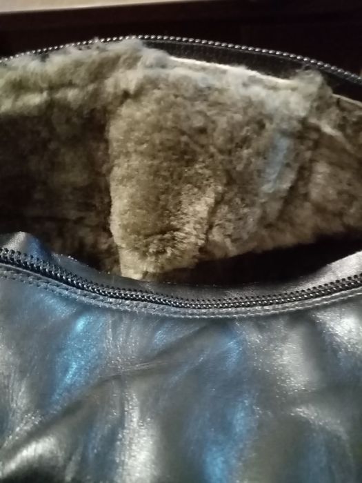 Cizme din piele, căptușite cu blănită naturală