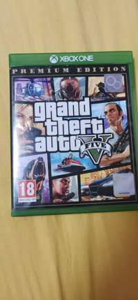 Продавам Grand Theft Auto V