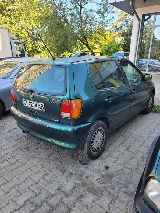 Автомобил фолксваген поло