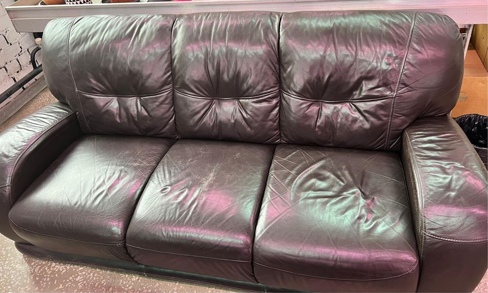 Продам диван кожа