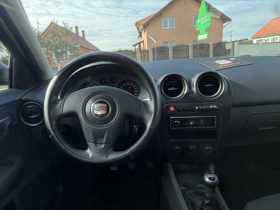 Seat ibiza 2009 1.2 benzina
