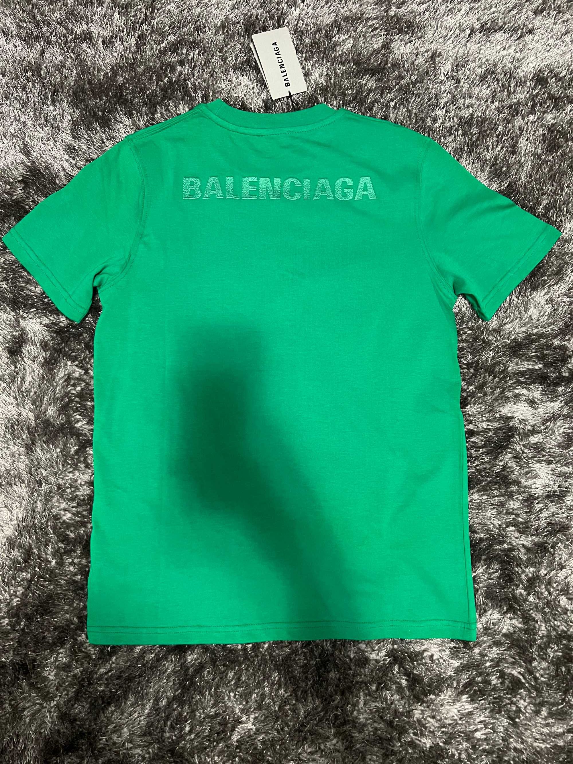 Tricou Barbati Balenciaga Verde!