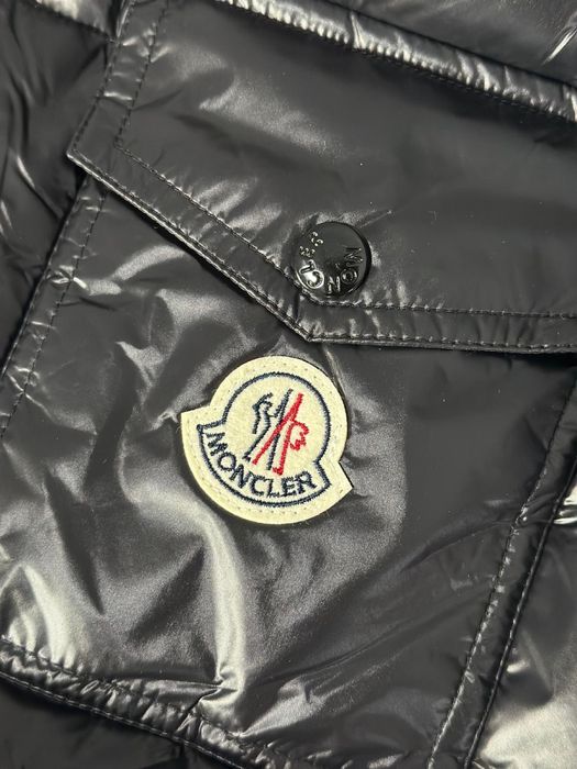 Geaca Moncler cu puf ( in stoc )