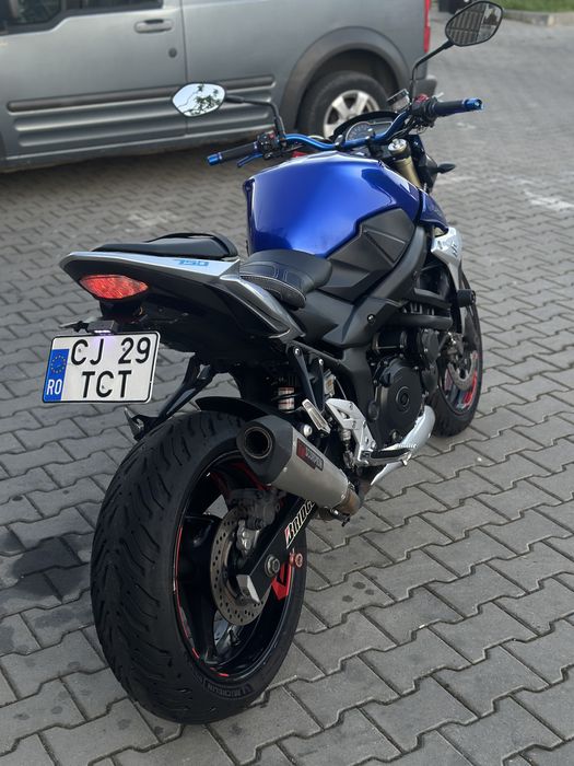 Vand Suzuki GSR750 Scorpion Edition!