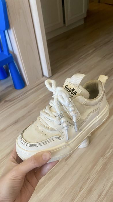 Кросовки девочки р.32