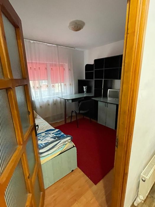 Chirie apartament 3 camere